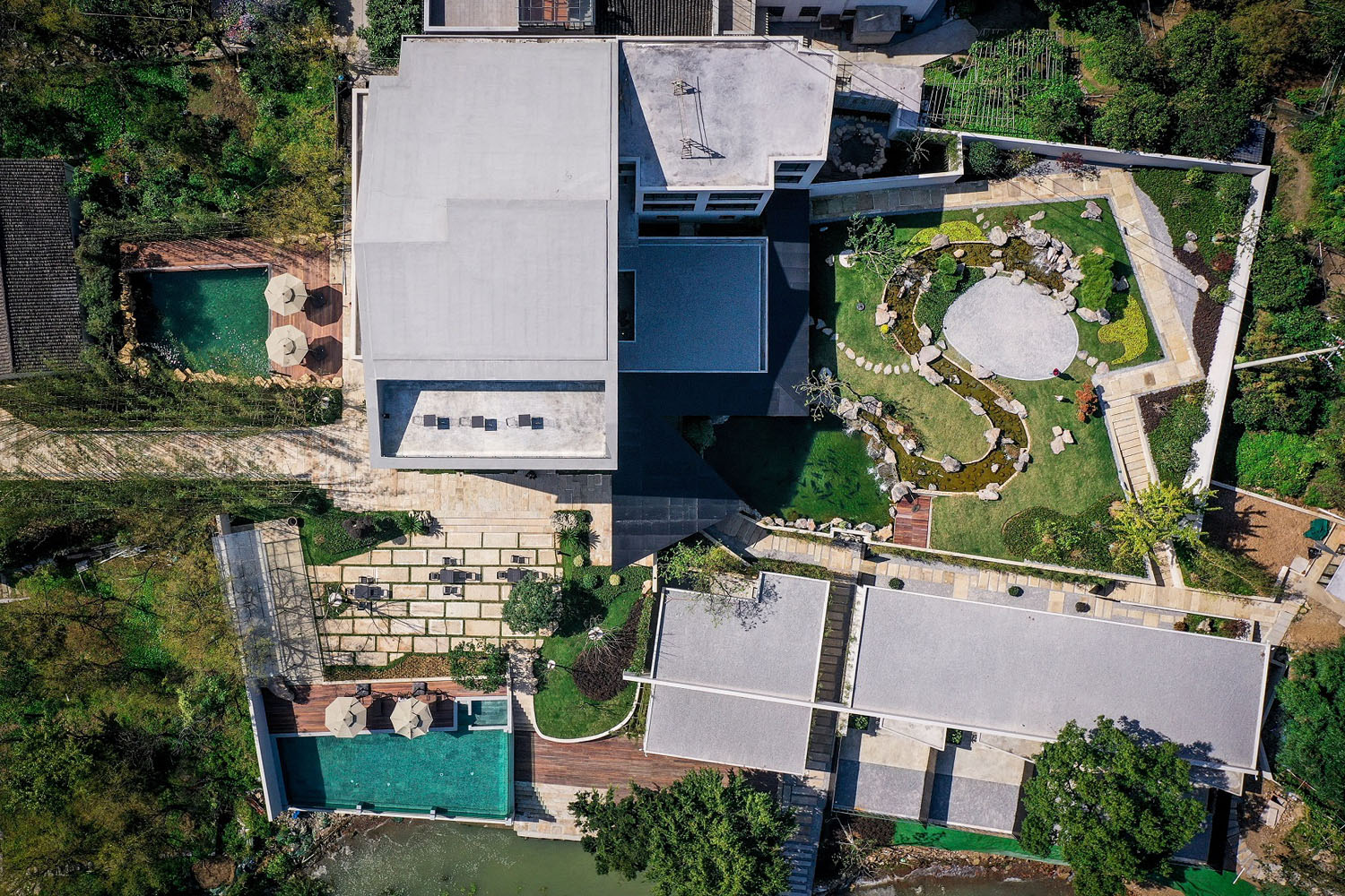 DJI_0893-2.jpg