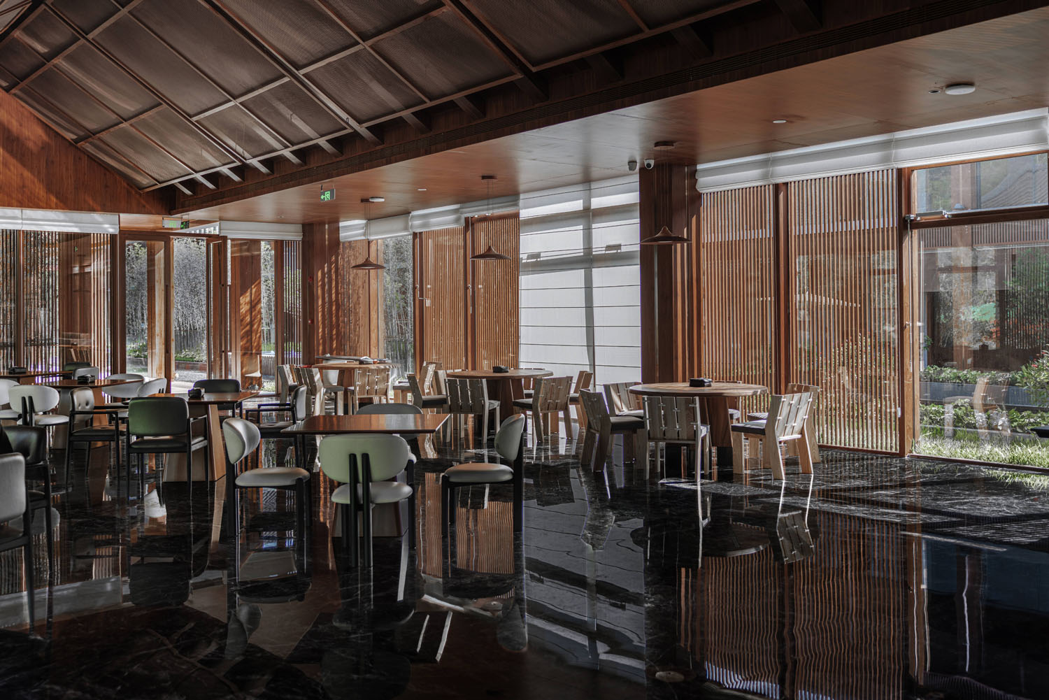 3U4A6567-HDR.jpg
